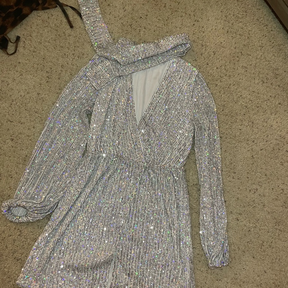 NWT HOUSE OF CB SEQUIN AND RHINESTONE DRESS WITH WRAP